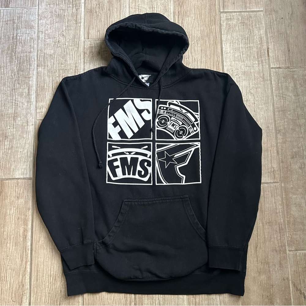 Vintage Famous Stars/Travis Barker men’s X-Large Graphic Pullover Hoodie